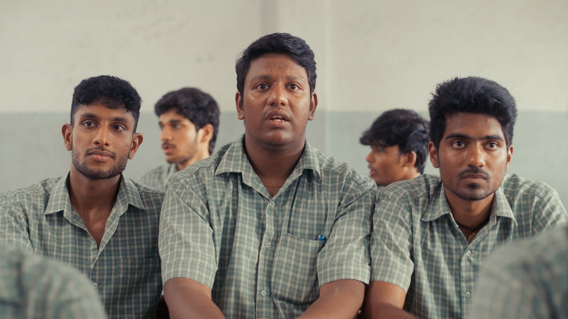 Watch Nadu Center S1 Episode 6 on JioHotstar