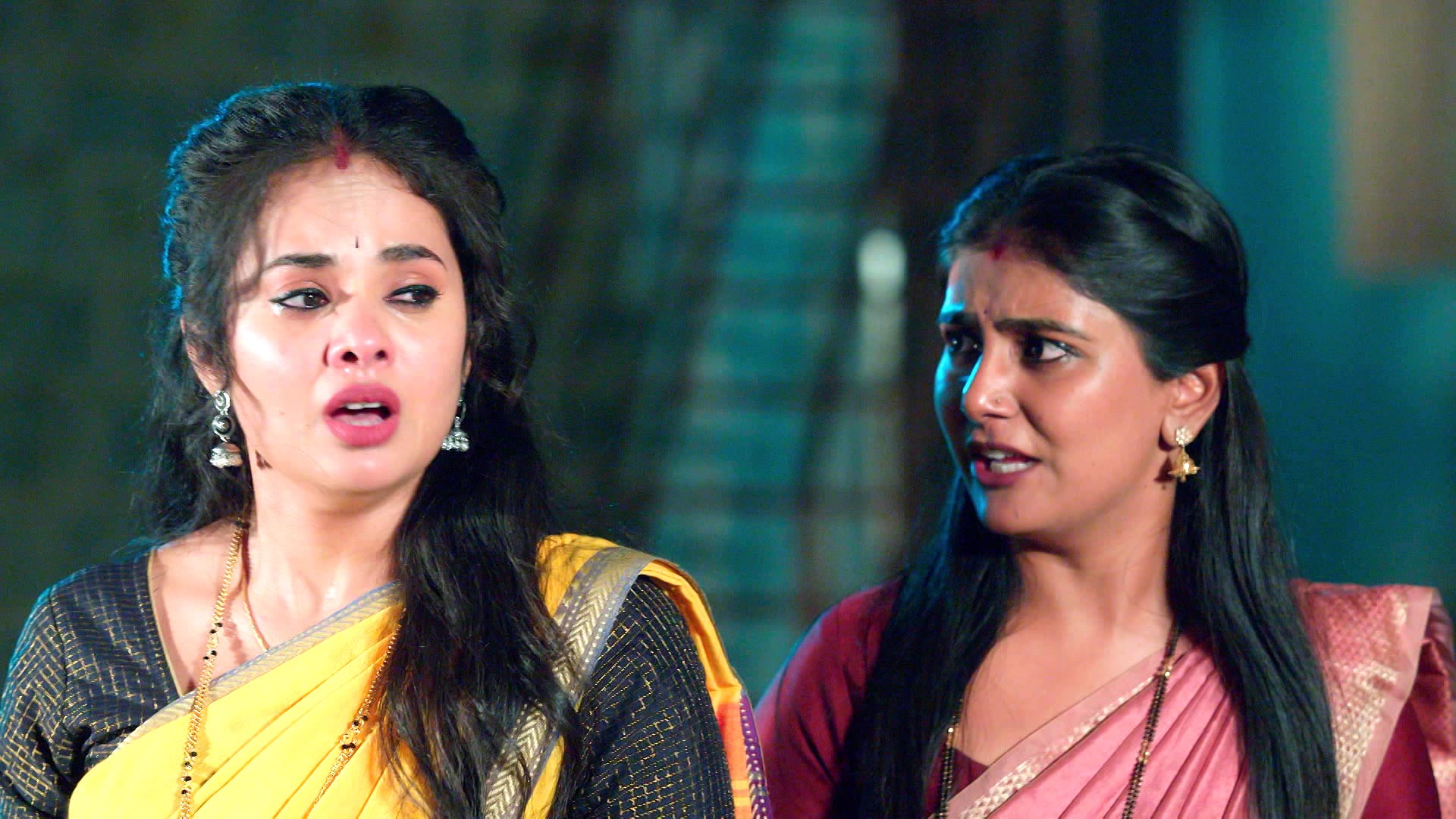 Watch Aase S1 Episode 816 on JioHotstar