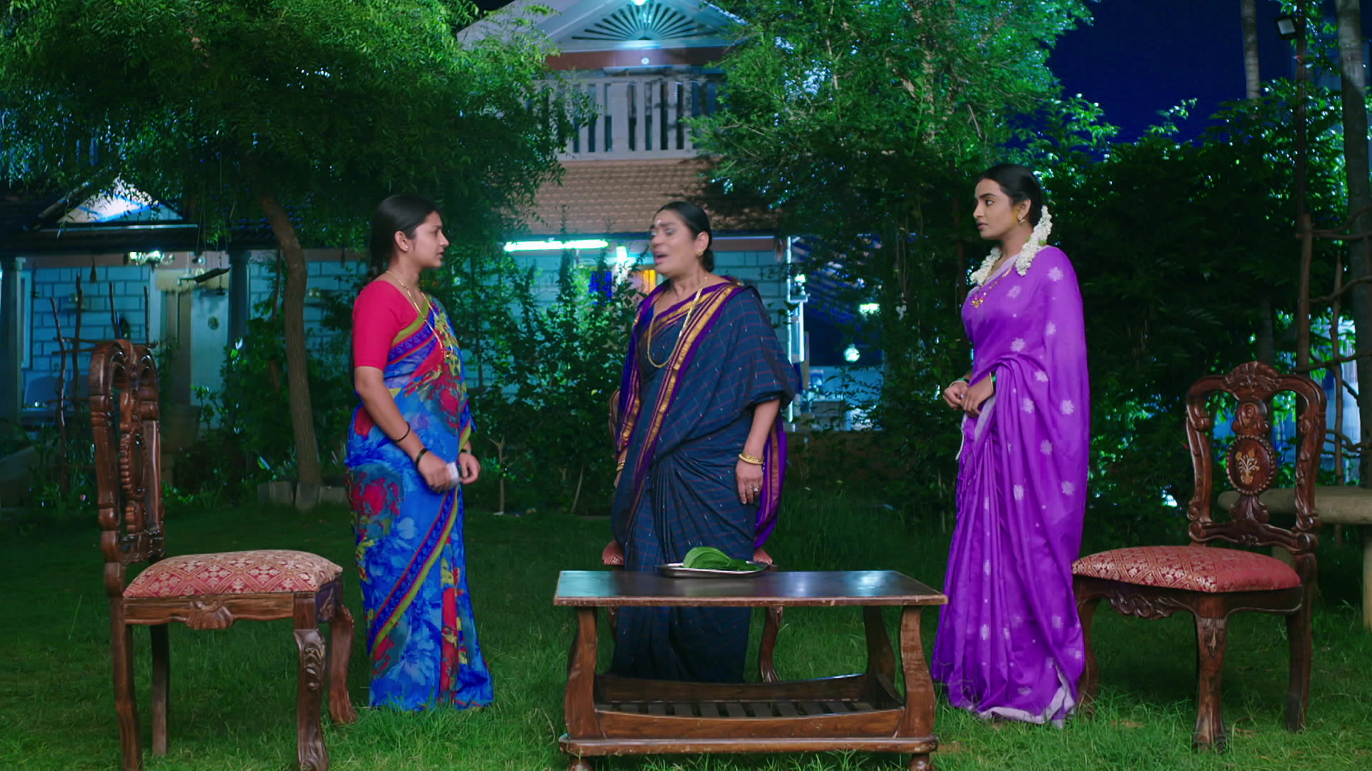 Watch Muddu Sose S1 Episode 423 on JioHotstar
