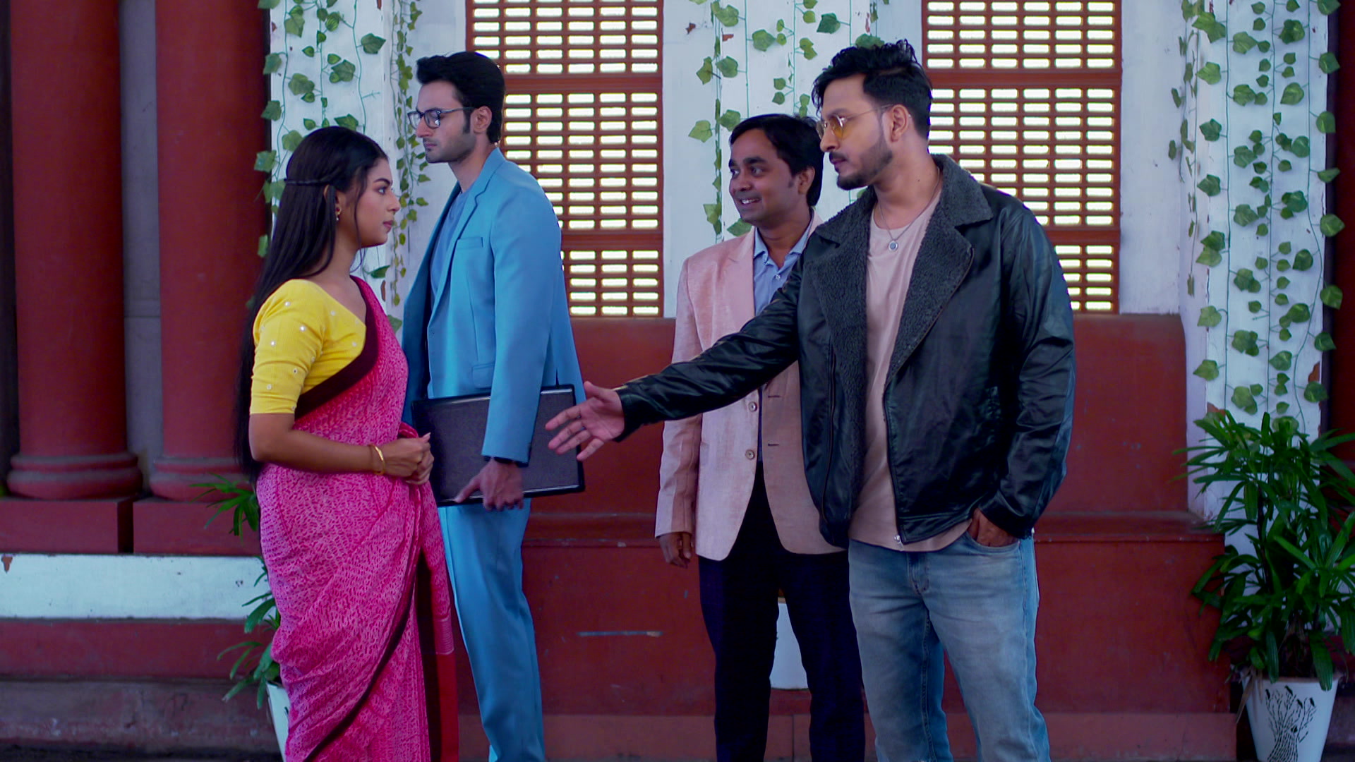 Aditya Meets Roshnai