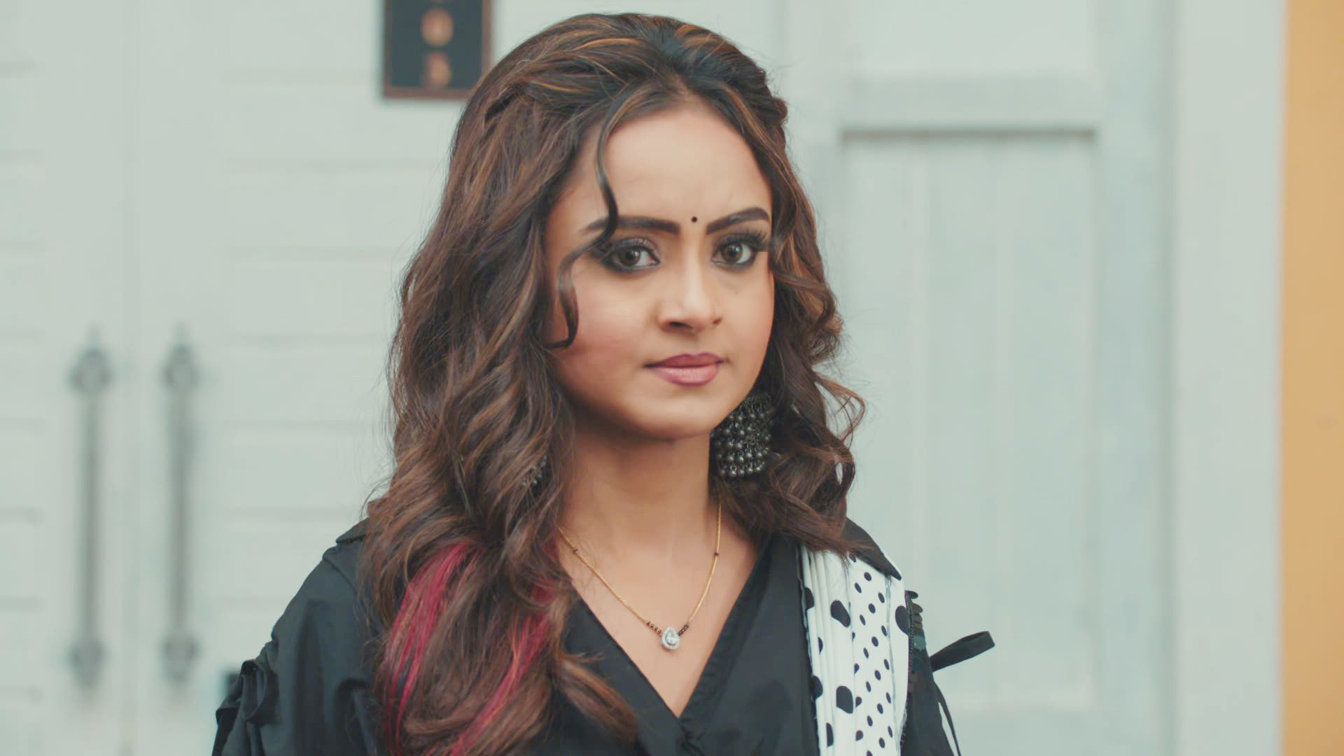 watch-yeh-hai-chahatein-s3-episode-132-on-jiohotstar