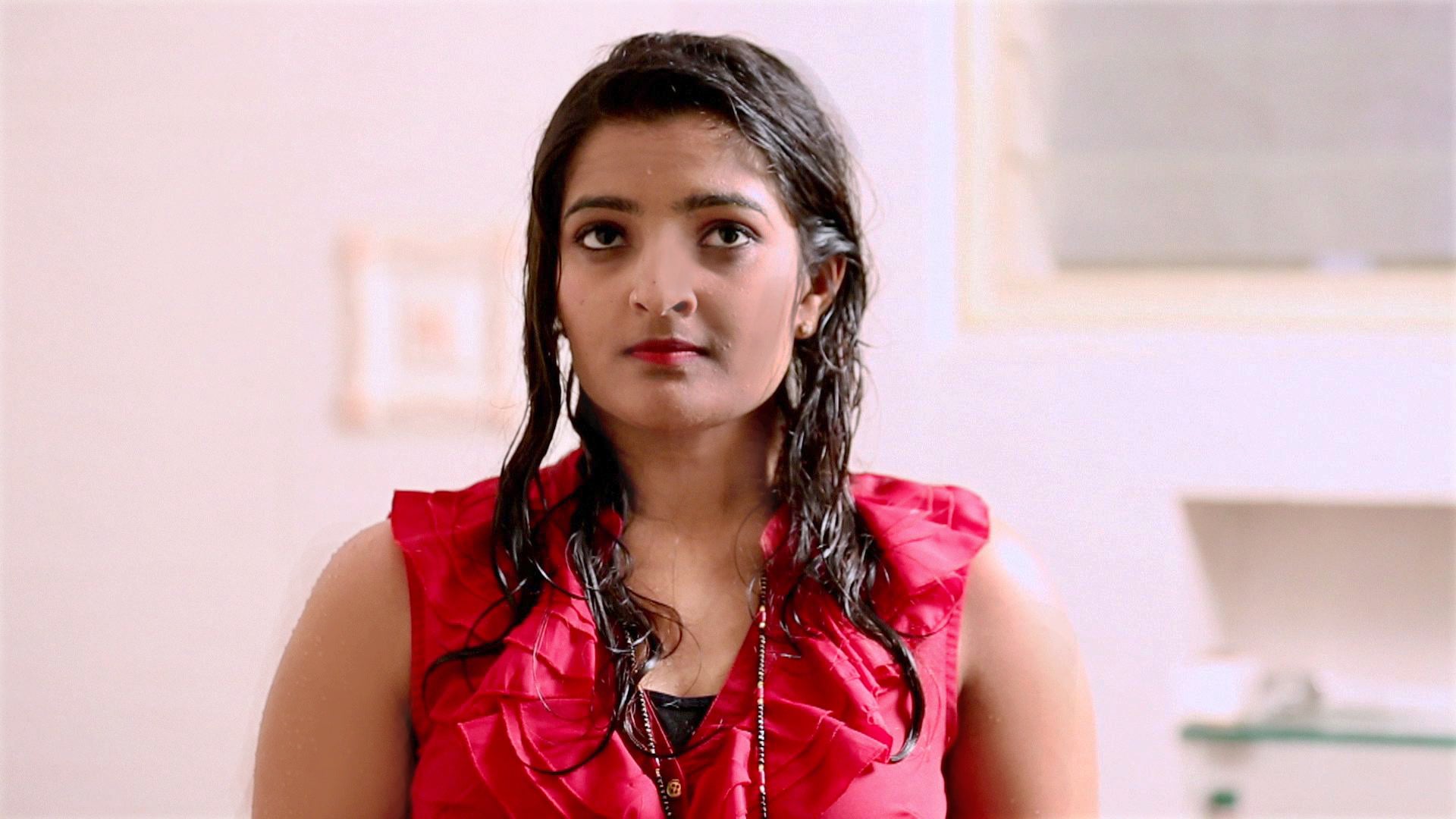 Watch Shantham Papam S1 Episode 20 on JioHotstar