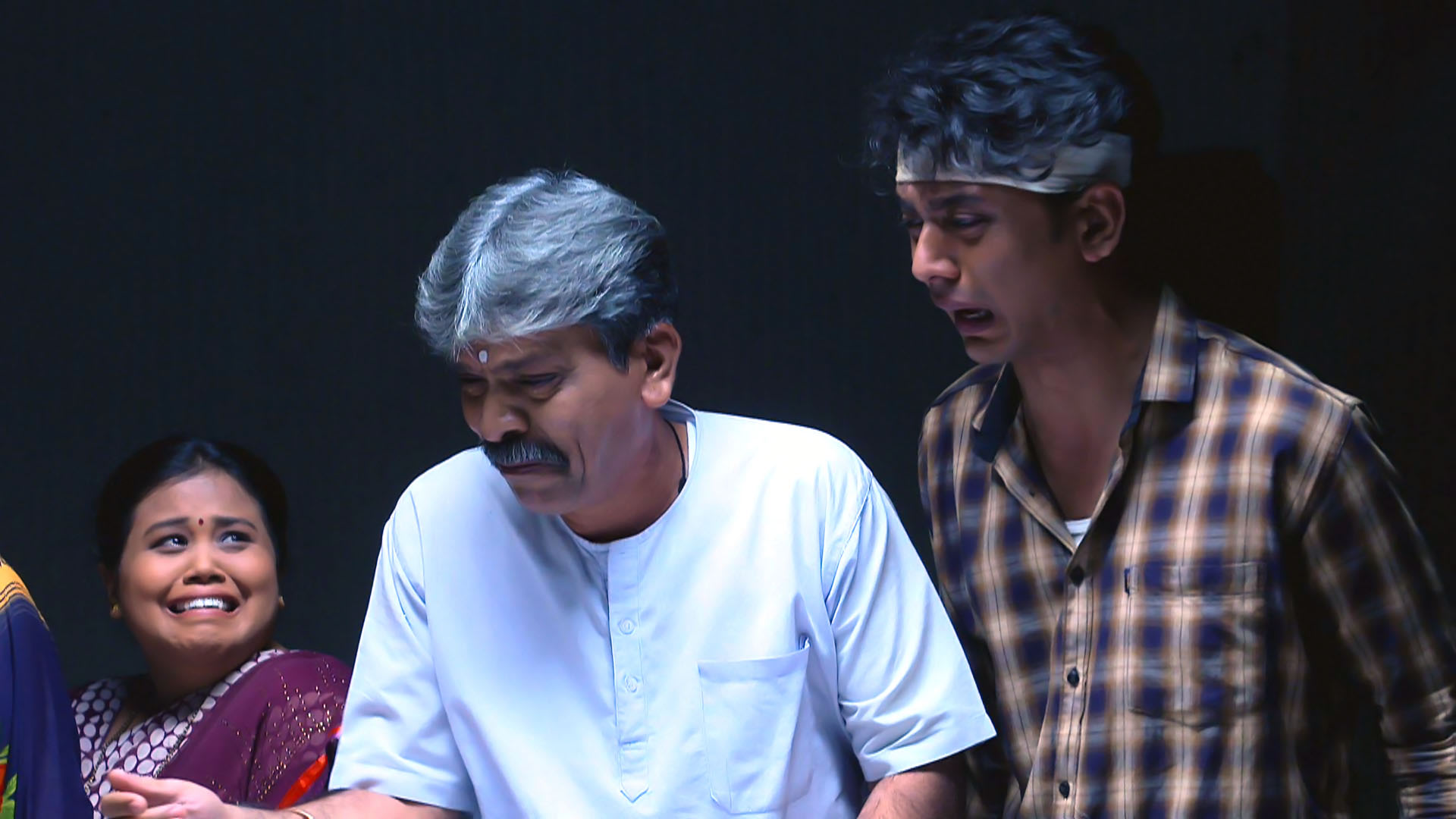 Watch Molkareen Bai - Mothi Tichee Sawali S1 Episode 261 on JioHotstar