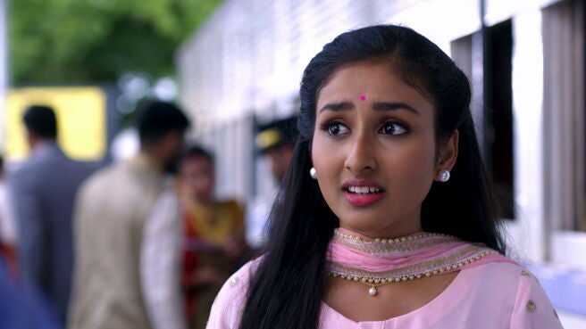 Watch Bommi .,BA.,BL., S1 Episode 313 on JioHotstar