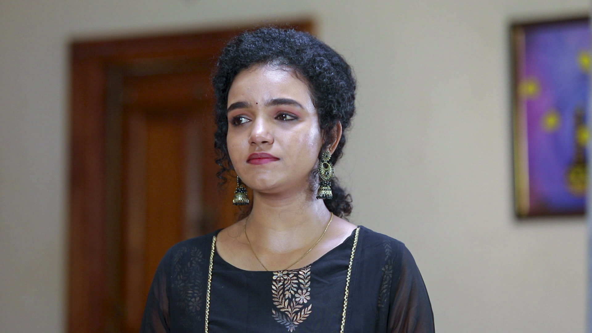 watch-amma-manassu-s1-episode-421-on-jiohotstar