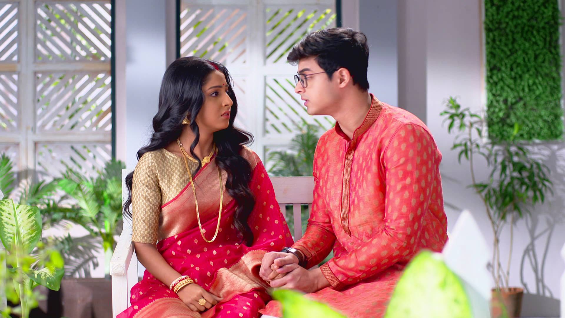 Surjyo, Deepa's Romantic Moment