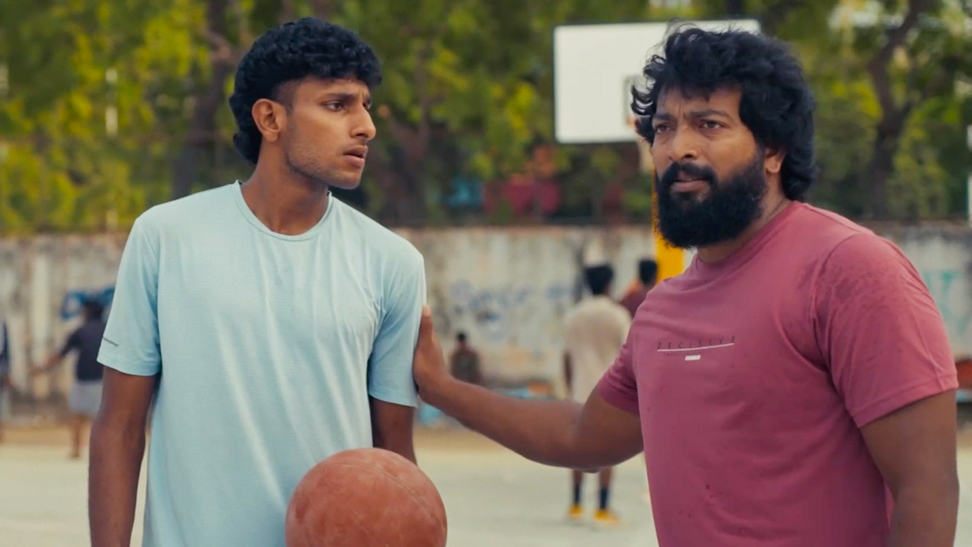 Watch Nadu Center S1 Episode 15 on JioHotstar