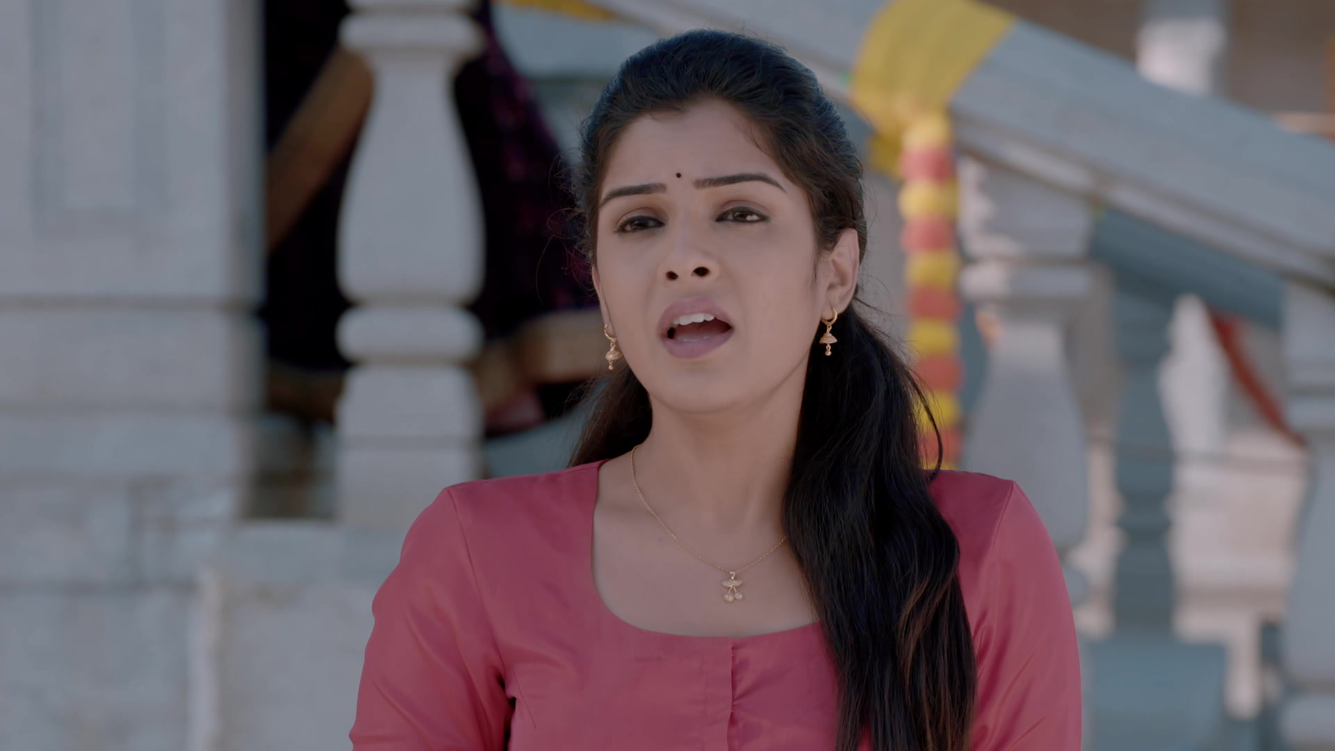 Watch Sarasu S1 Episode 8 on JioHotstar