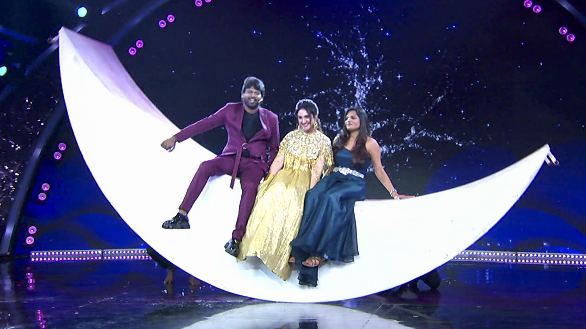 Watch Jodi Are U Ready? S2 Episode 17 on JioHotstar