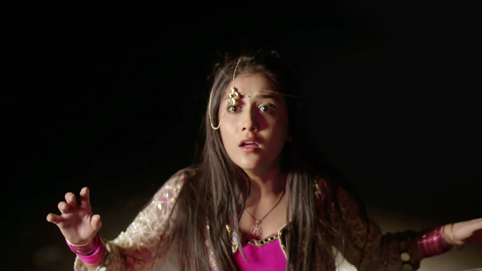Stream A Threat Call for Rani Season 1 Episode 4 – A Threat Call for ...