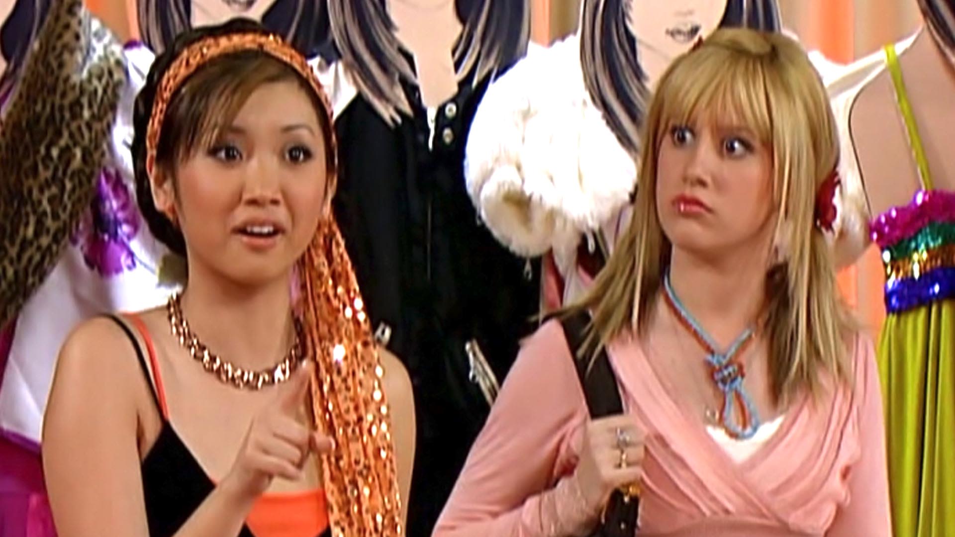 Watch thesuitelifeofzackandcody only on Watcho