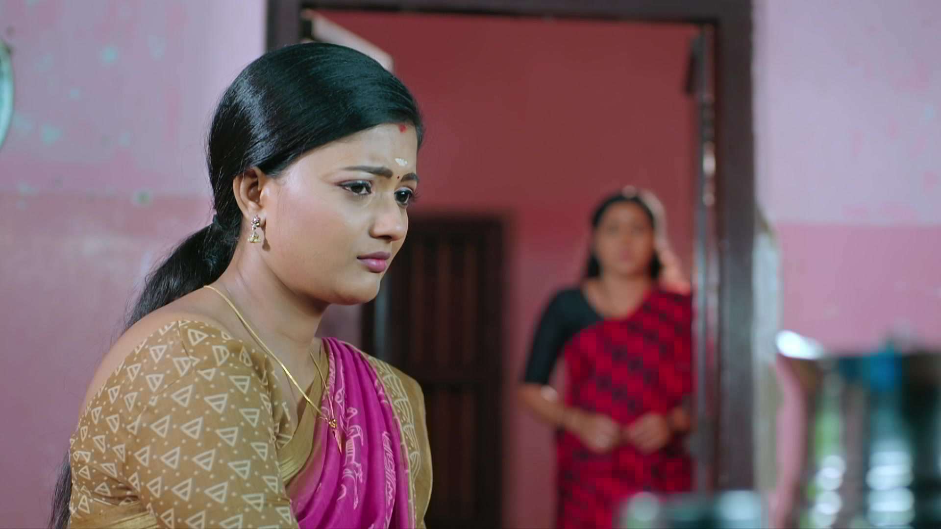 Watch Chempaneer Poovu Episode 72 on JioHotstar