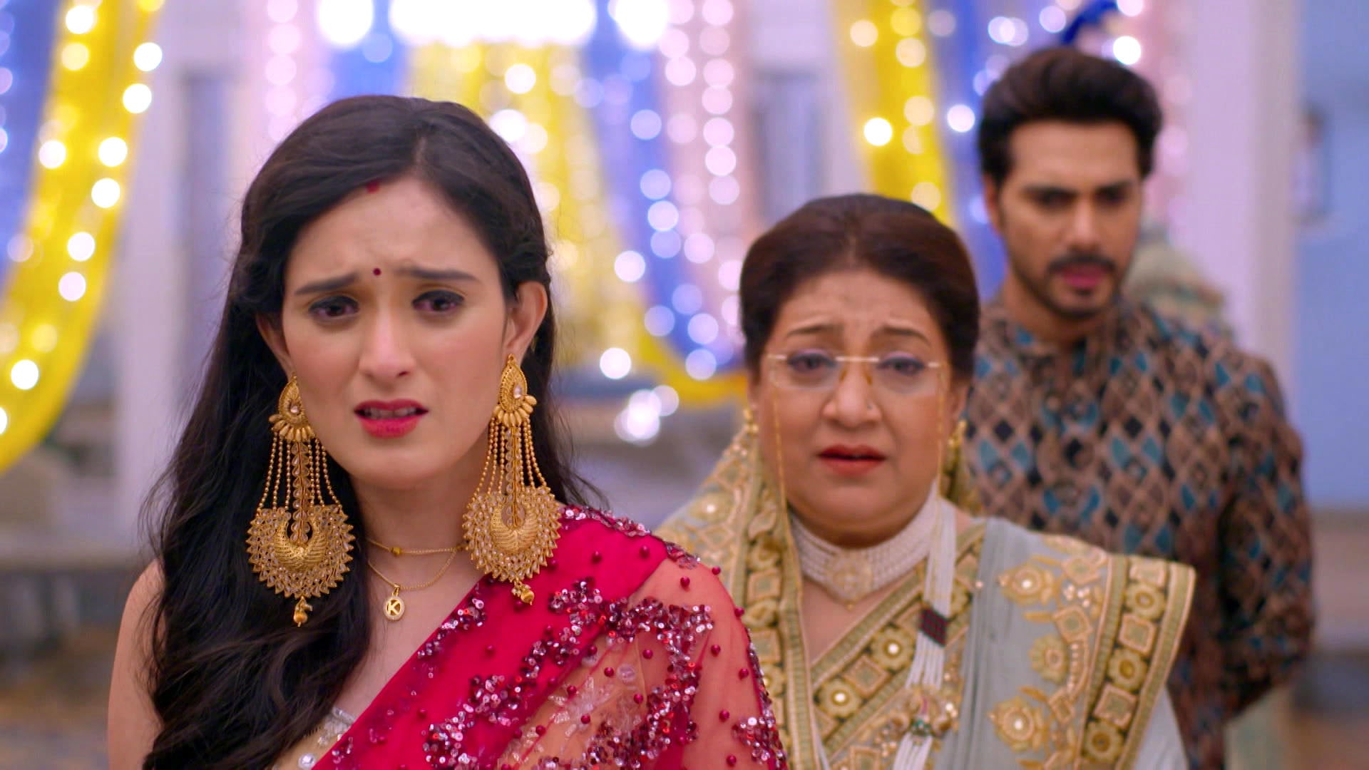 Watch Kemiti Aie Samparka S1 Episode 993 on JioHotstar