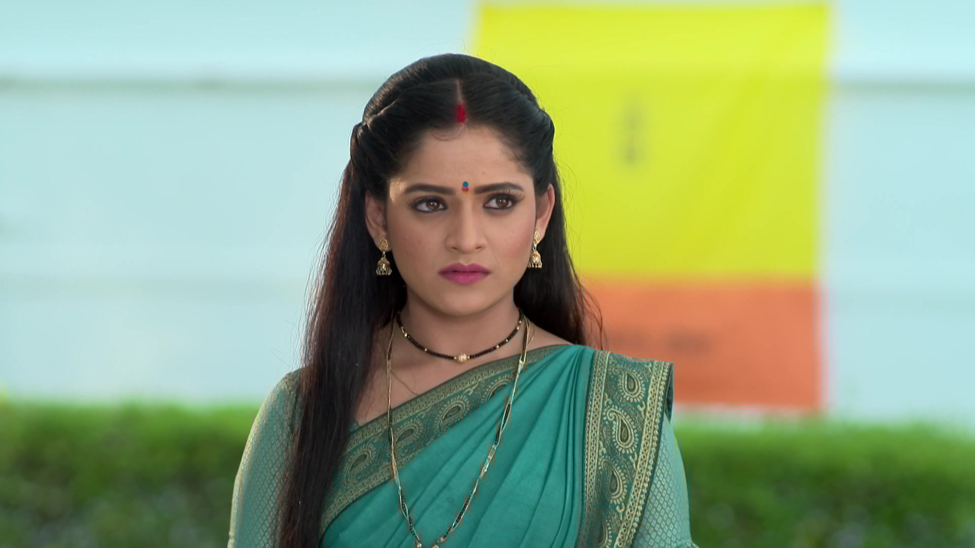 watch-pinky-takes-daulatrao-s-case-online