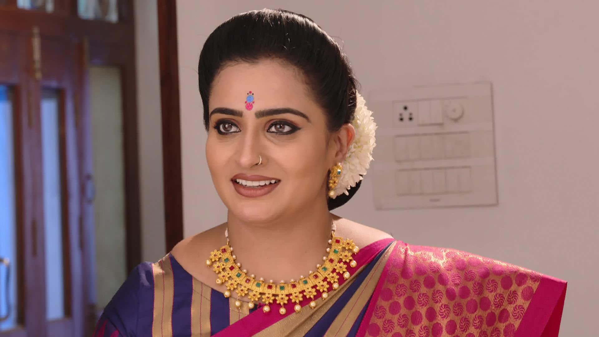 Watch Karthika Deepam Idi Nava Vasantham Episode 368 On JioHotstar