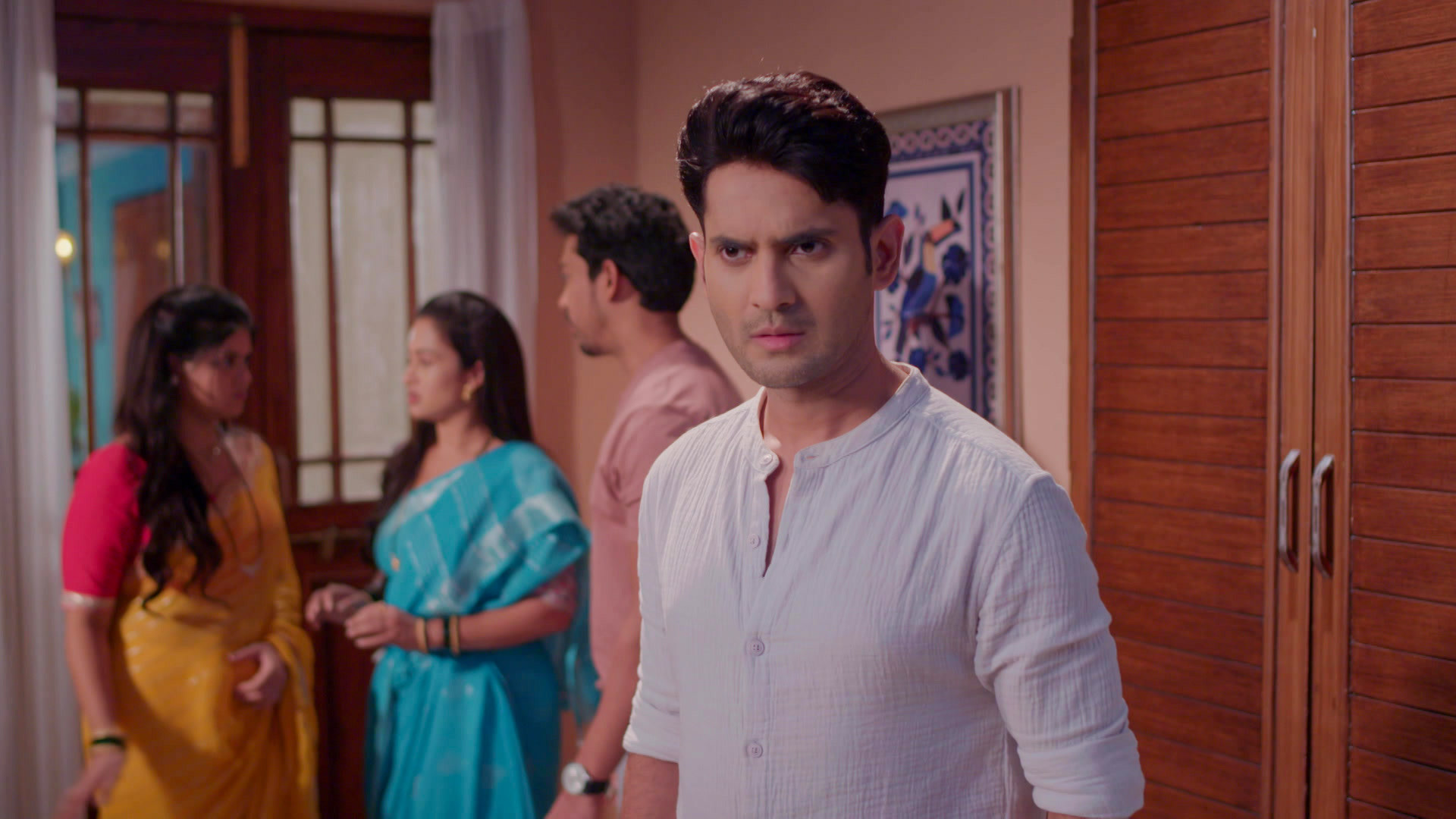 Watch Kon Hotis Tu, Kaay Zaalis Tu Episode 30 on JioHotstar