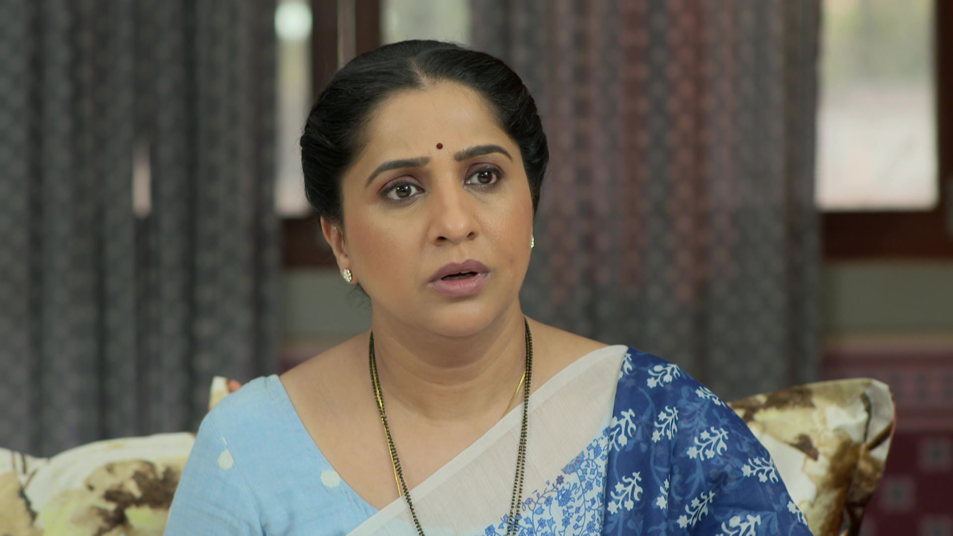 Watch Aai Kuthe Kaay Karte Episode 1257 on Disney+ Hotstar