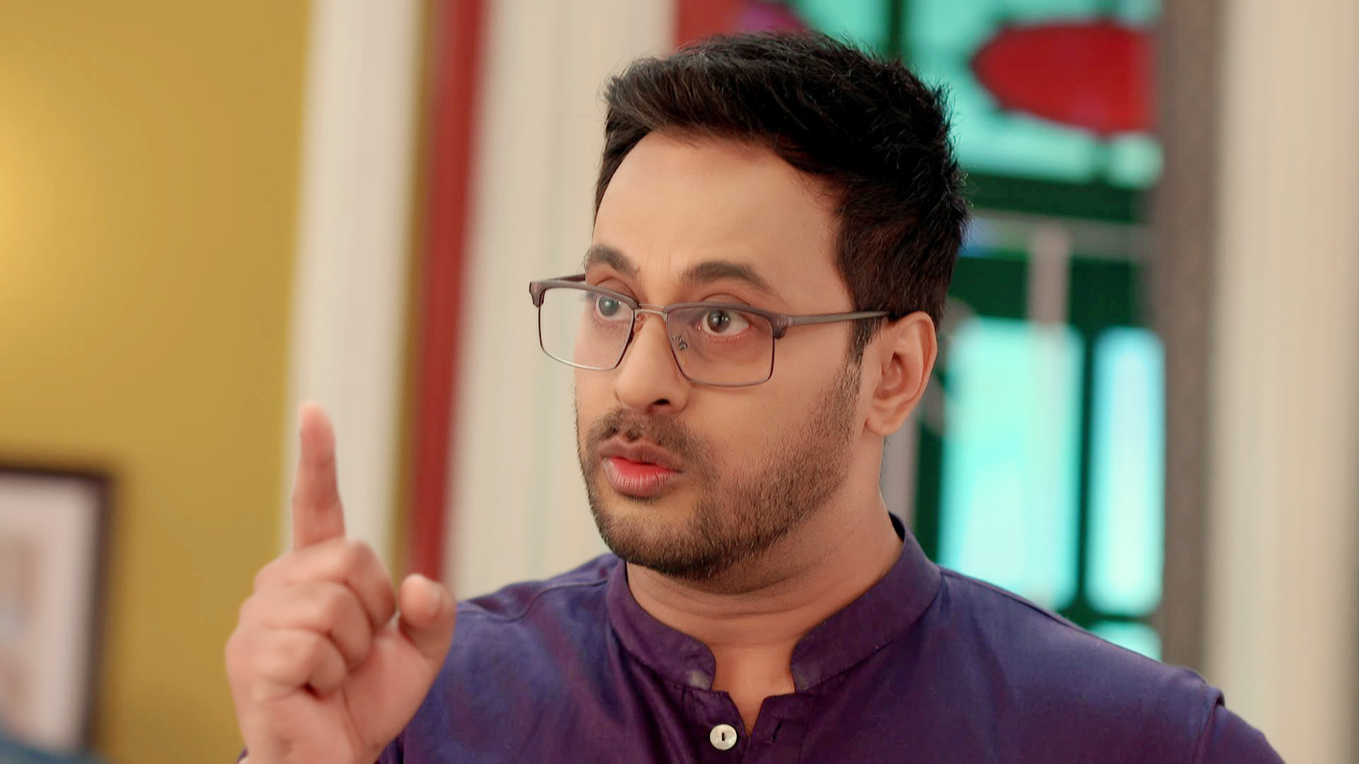 Watch Samaresh Gives an Ultimatum Online