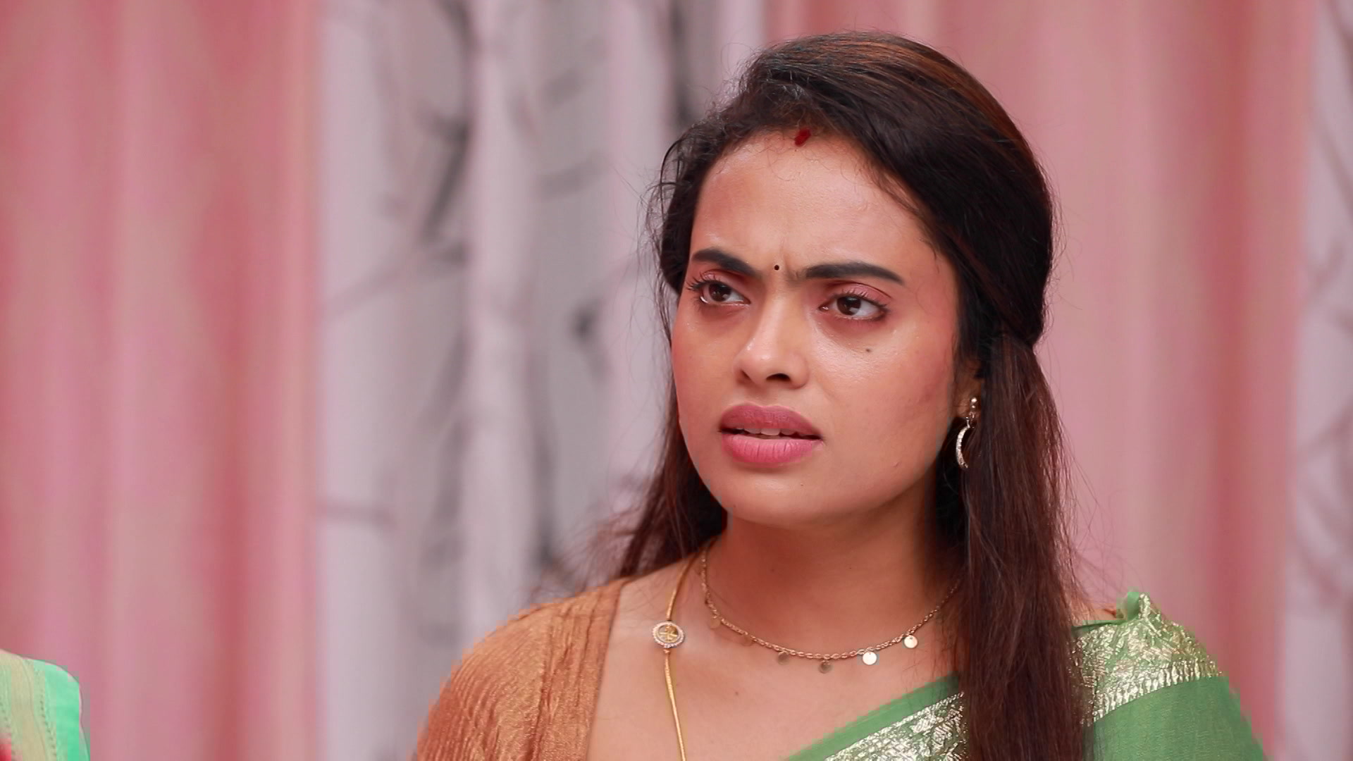 Watch Veetuku Veedu Vaasapadi Episode 28 on Disney+ Hotstar