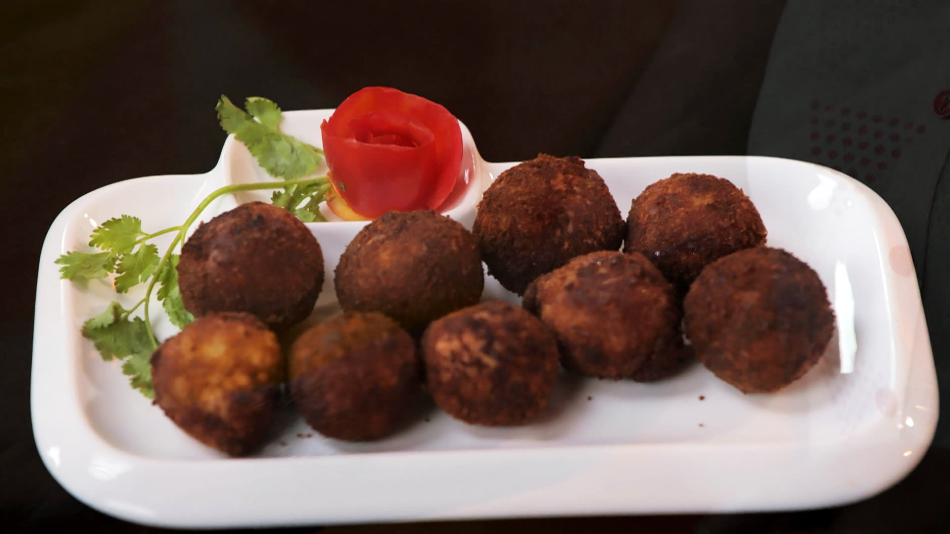 Vermicelli Crumb Balls