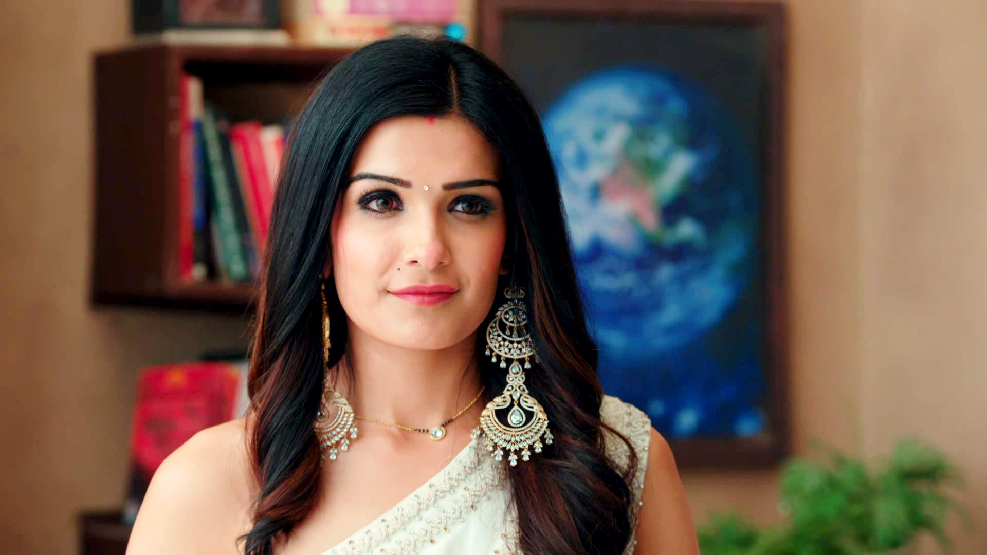 Mahima Misleads Karun