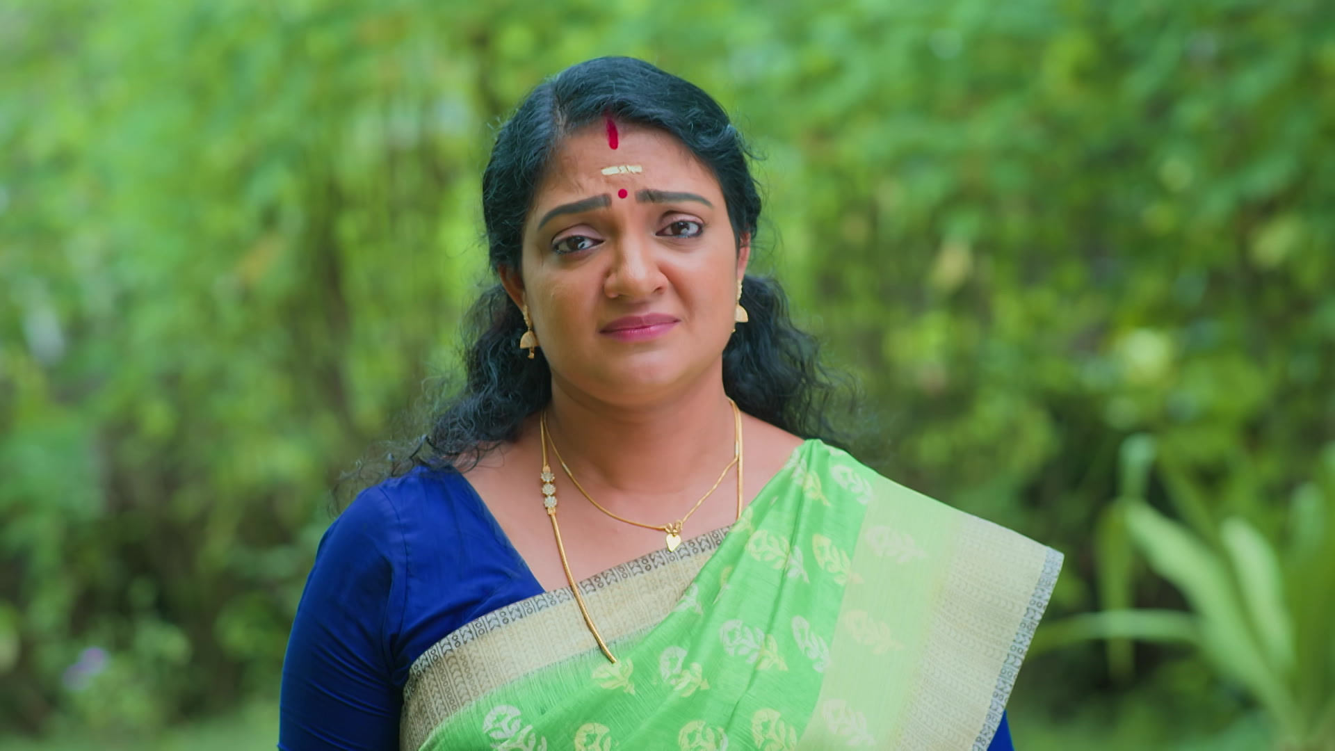 Gomathi's Request to Aryan, Mithra