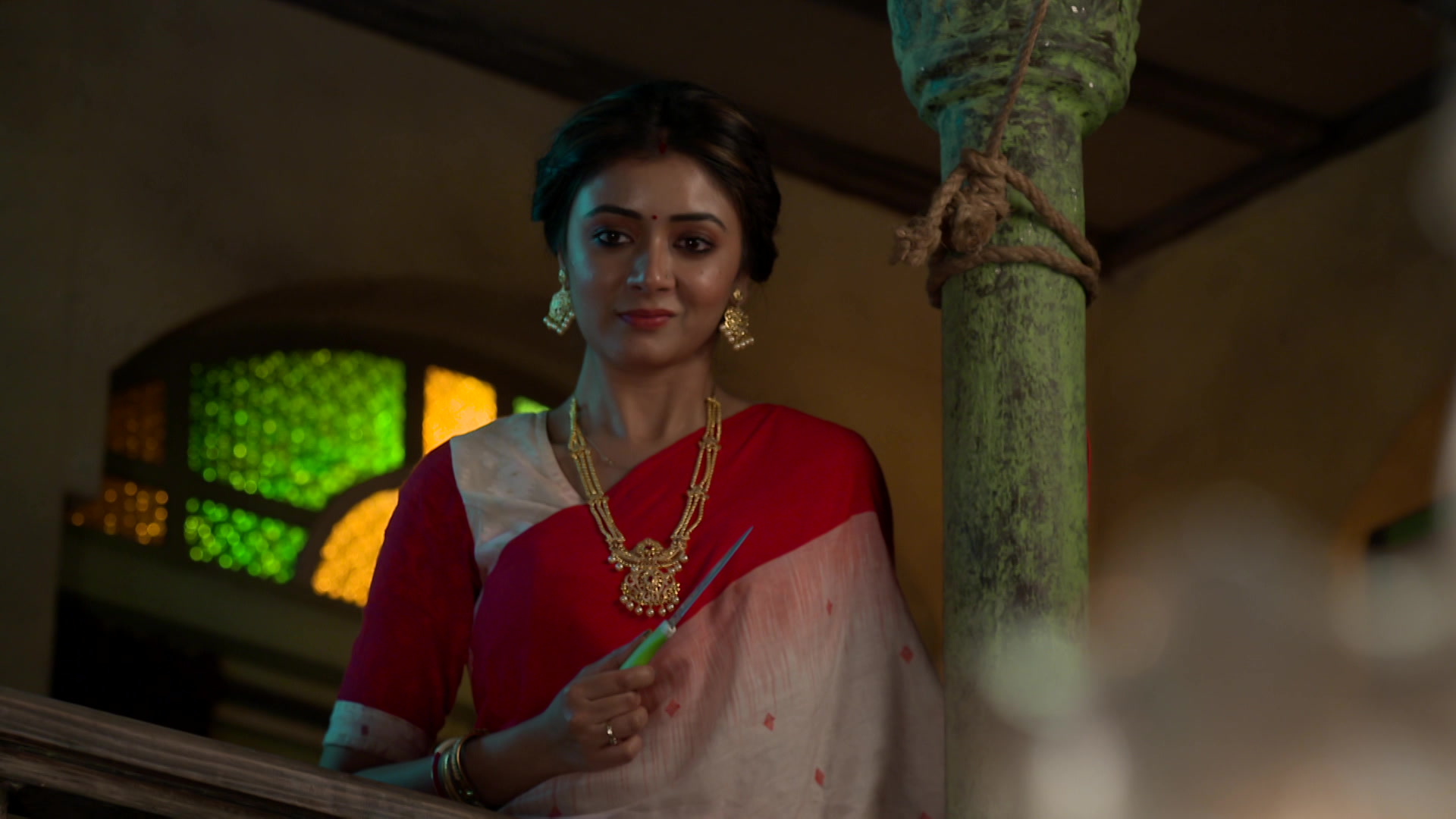 Watch Gaatchora S1 Episode 688 on JioHotstar