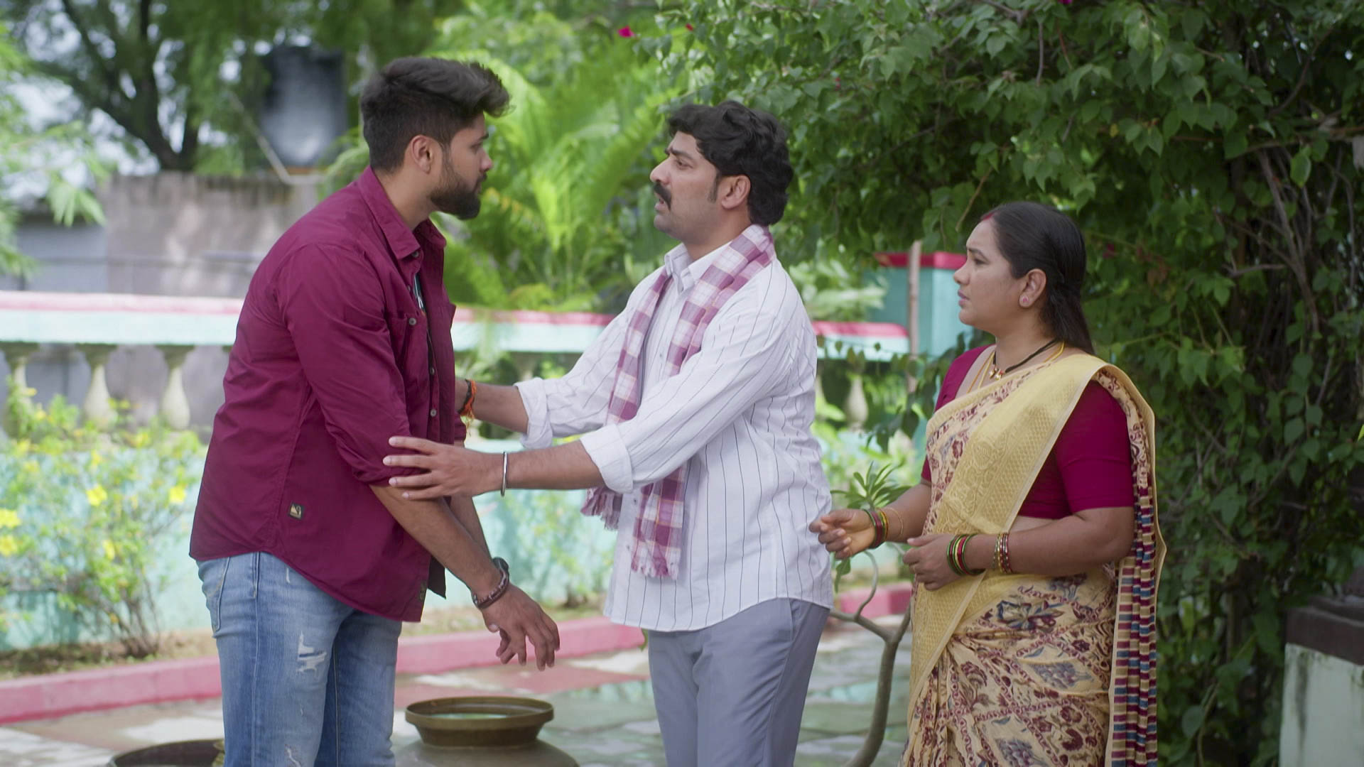 Watch Chinni S1 Episode 364 on JioHotstar