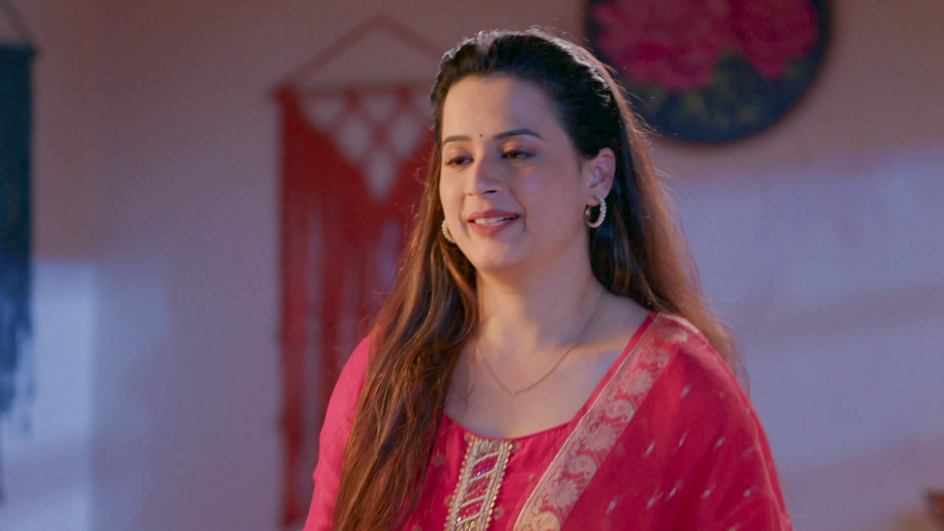 Watch Pathrakhin S1 Episode 9 on JioHotstar