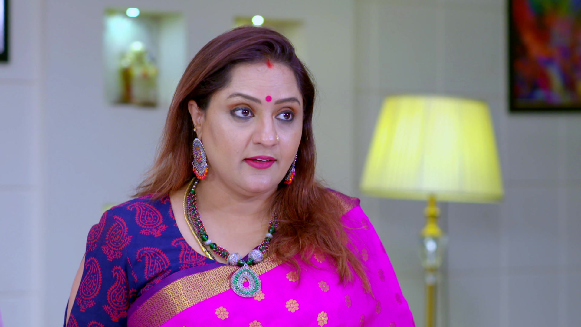 Watch Sarasu S1 Episode 89 on JioHotstar