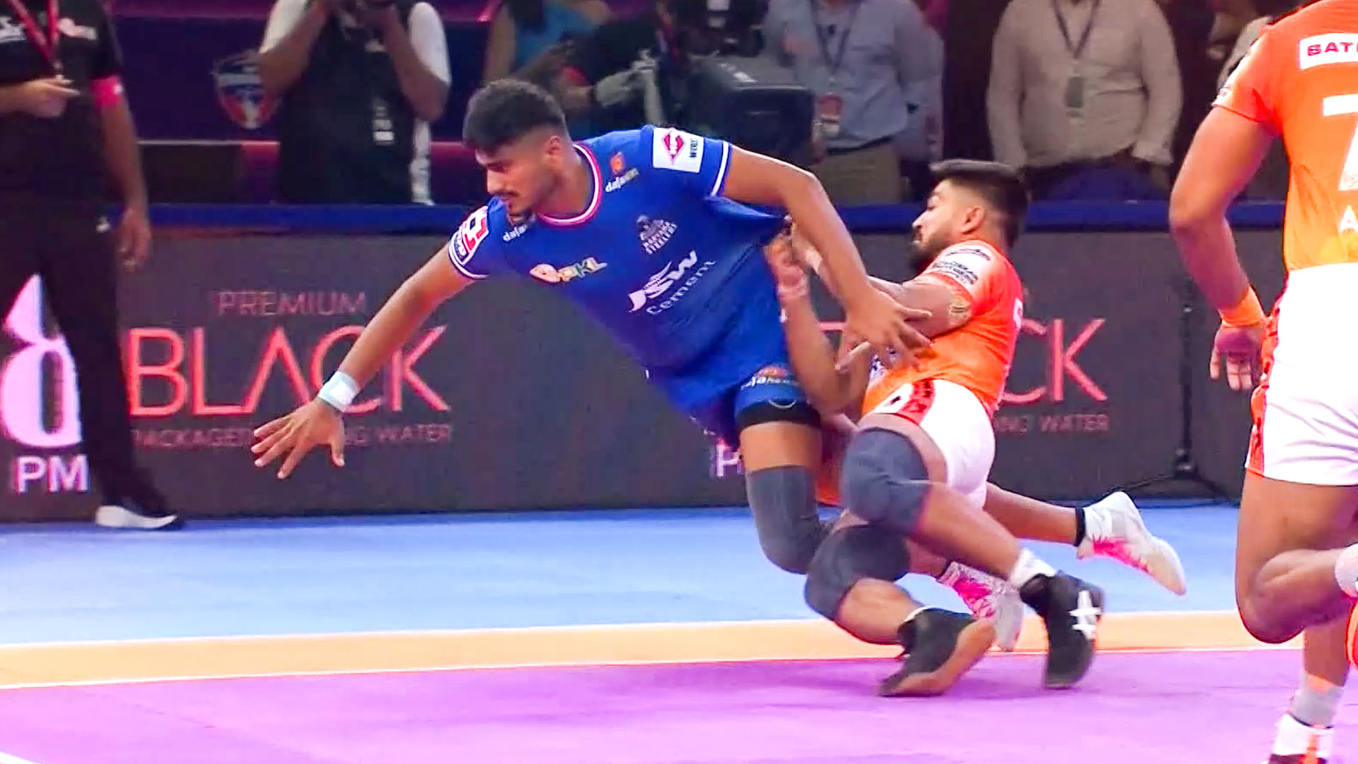 4-Pointer! Sanskar Shell-shocks Paltan