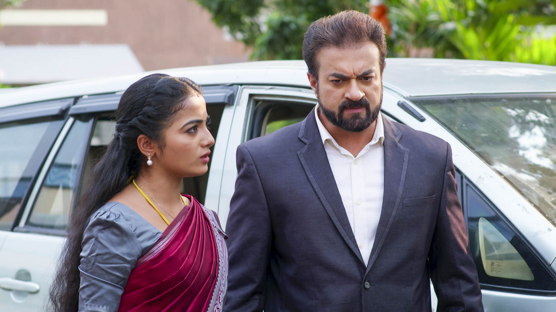 Watch Geetha L.L.B S1 Episode 94 on JioHotstar