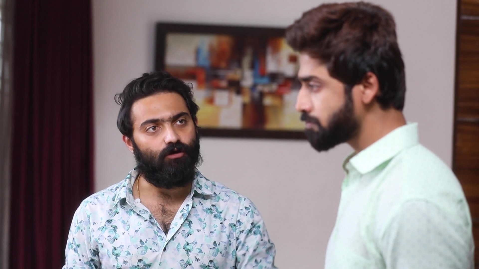 Watch Madhavan Lashes Out at Surya Online