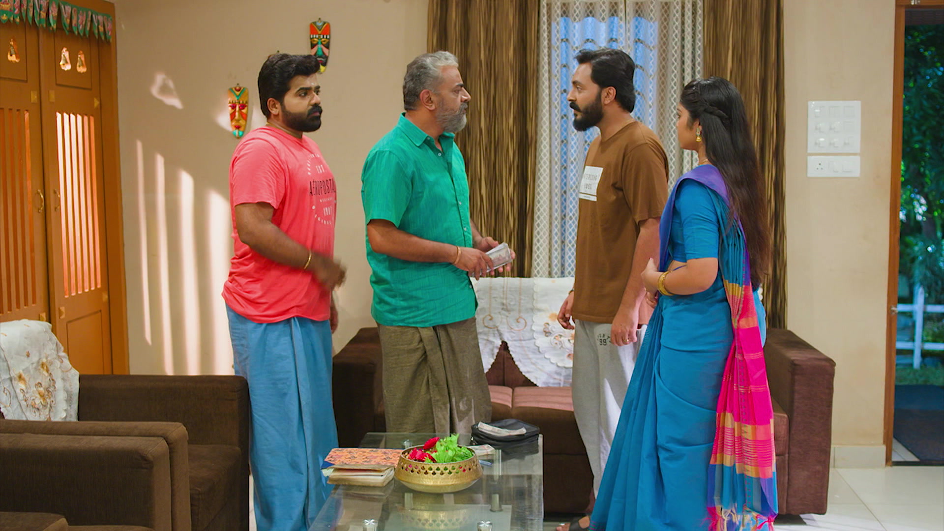 Balan Confronts Akash