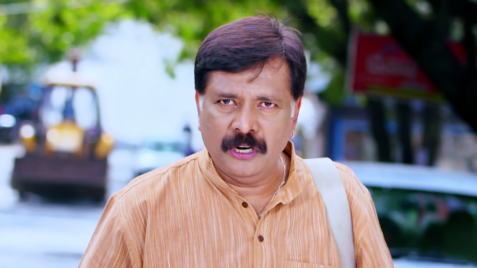 Watch Sarasu S1 Episode 112 on JioHotstar