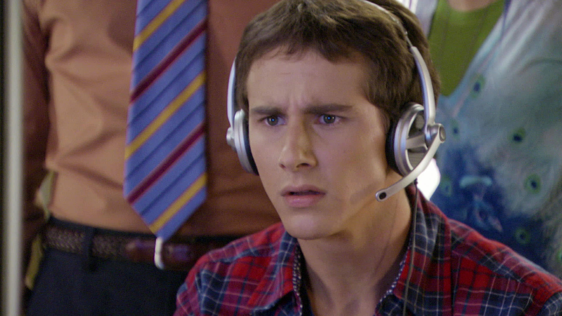 Watch Aaron Stone S1 Episode 16 on Disney+ Hotstar