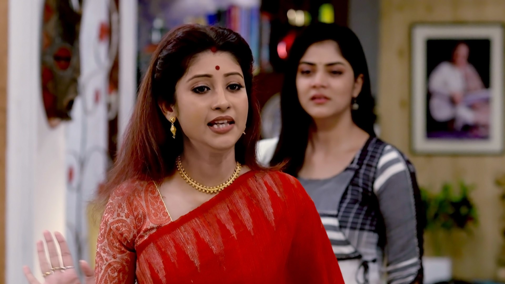 Watch Mohor S1 Episode 265 on JioHotstar