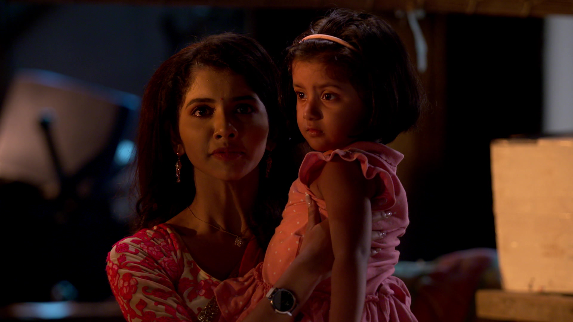 Watch Tomader Rani S1 Episode 331 on JioHotstar
