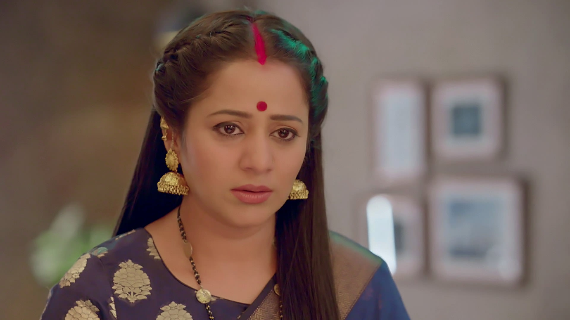 Watch Nazar Episode 70 on JioHotstar