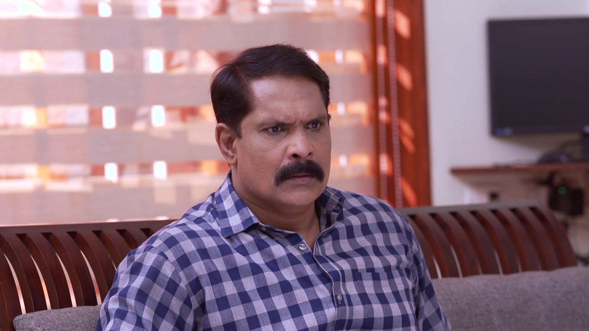 Watch Mounaragam S1 Episode 1192 on JioHotstar
