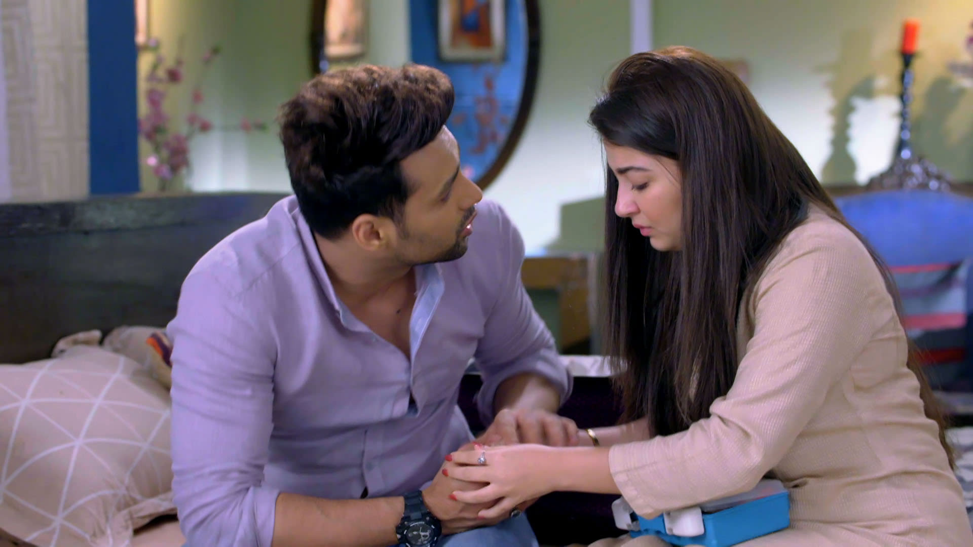 Watch yeh hai mohabbatein sales