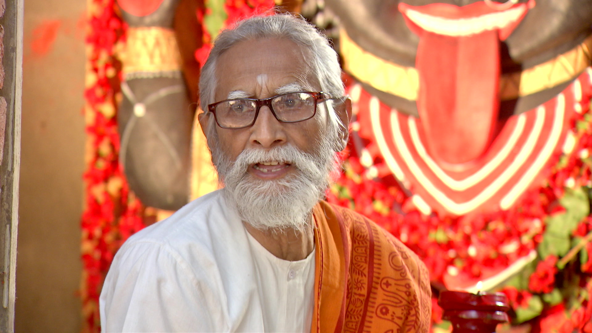 Watch Nishir Daak S1 Episode 10 on JioHotstar