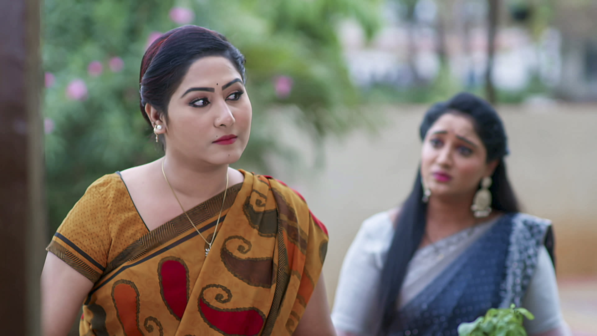 Watch Matadu Matadu Mallige S1 Episode 211 on JioHotstar