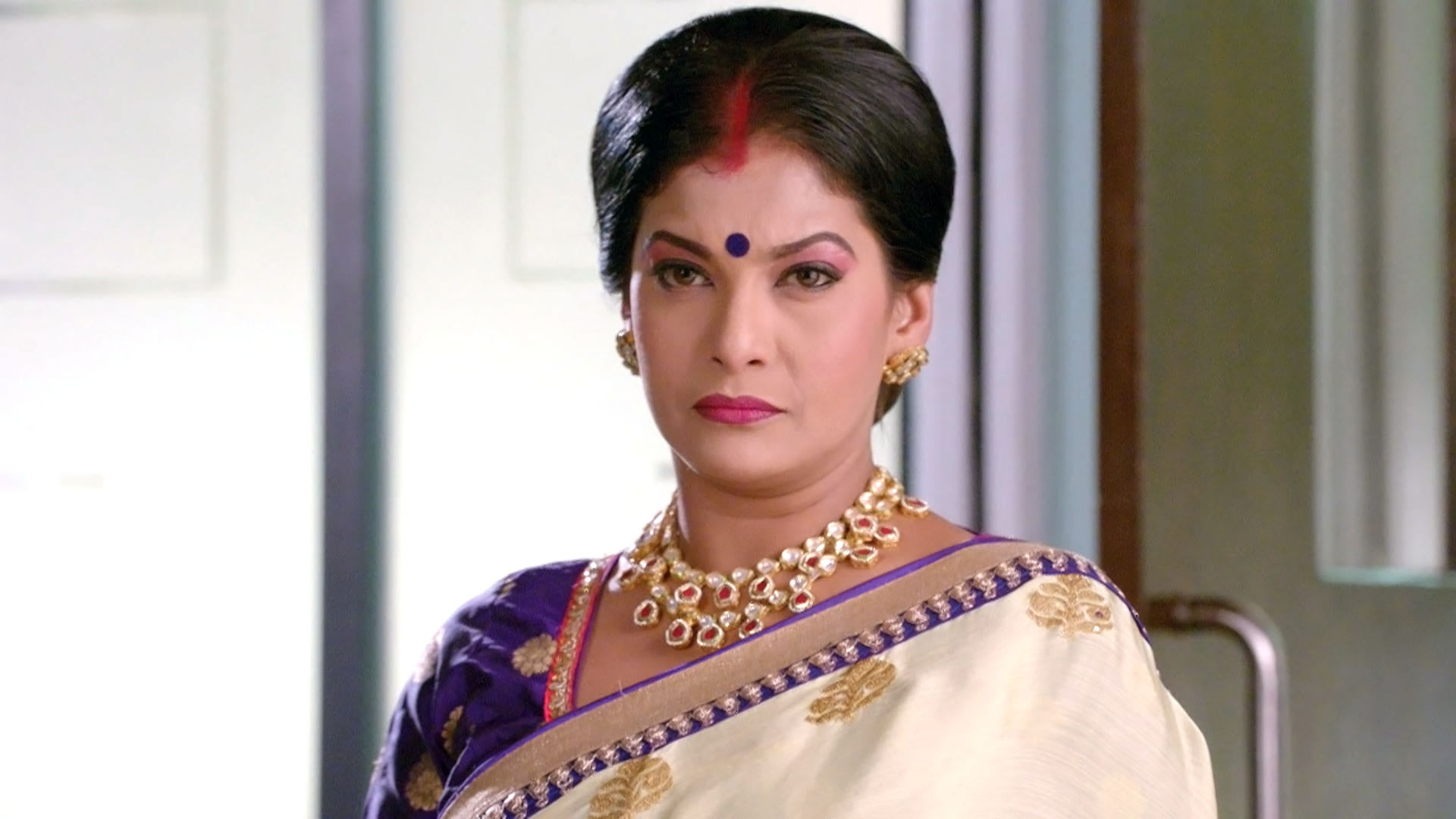 Watch Qayaamat Ki Raat S1 Episode 49 on JioHotstar