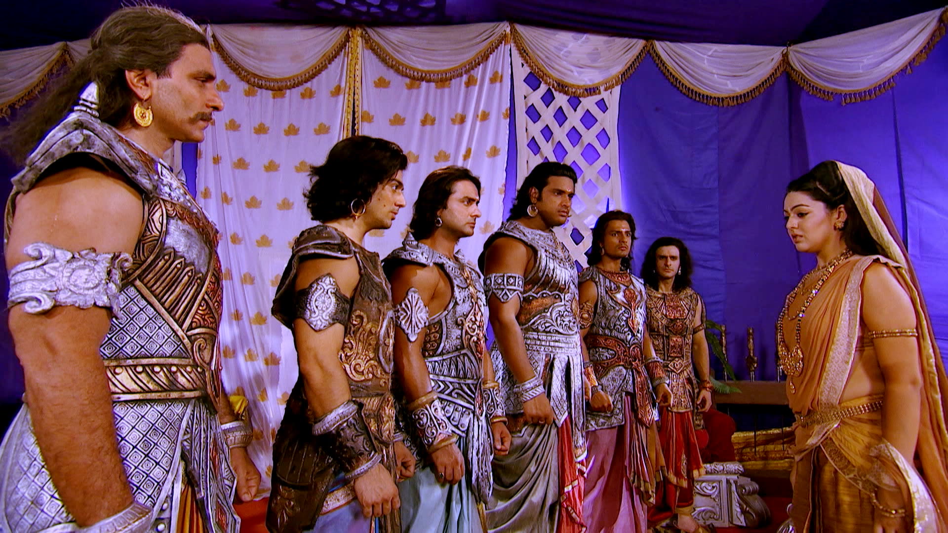 Nakul, Sahadev to Help Karna?