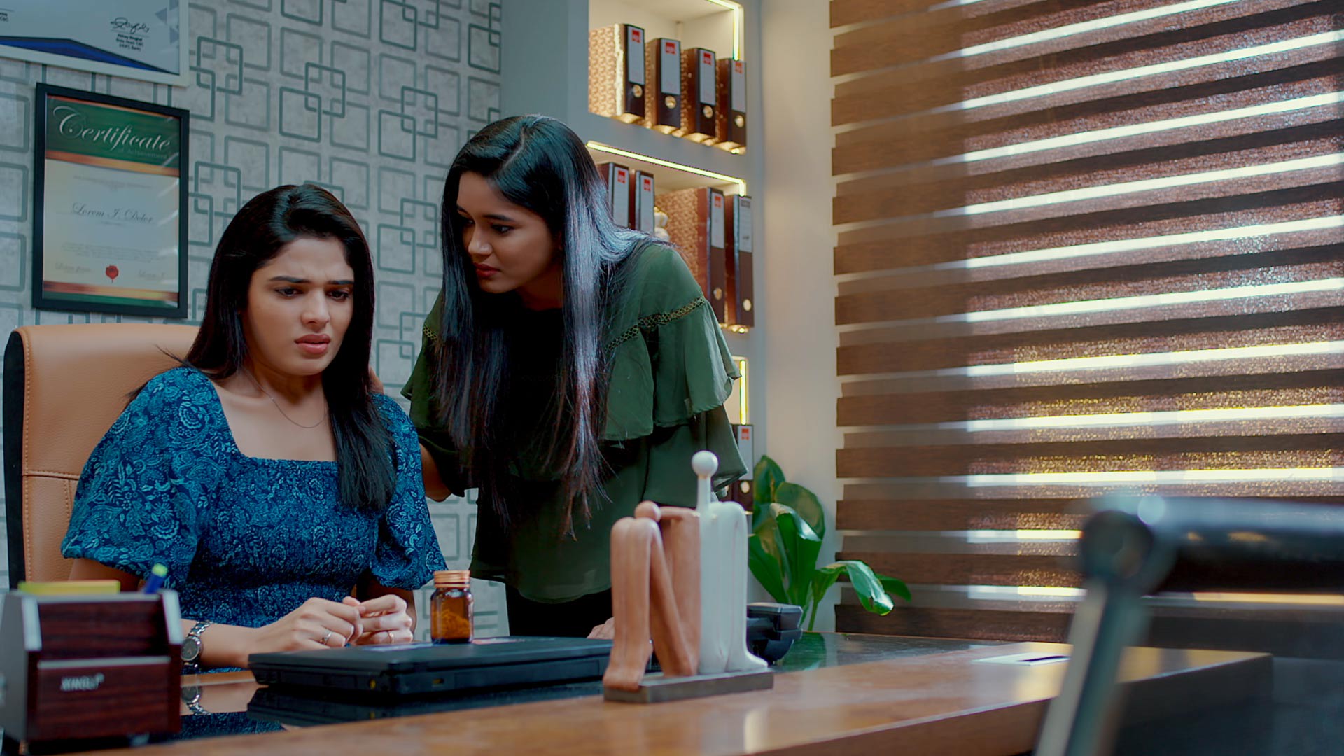 Watch Exposed S1 Episode 44 on JioHotstar