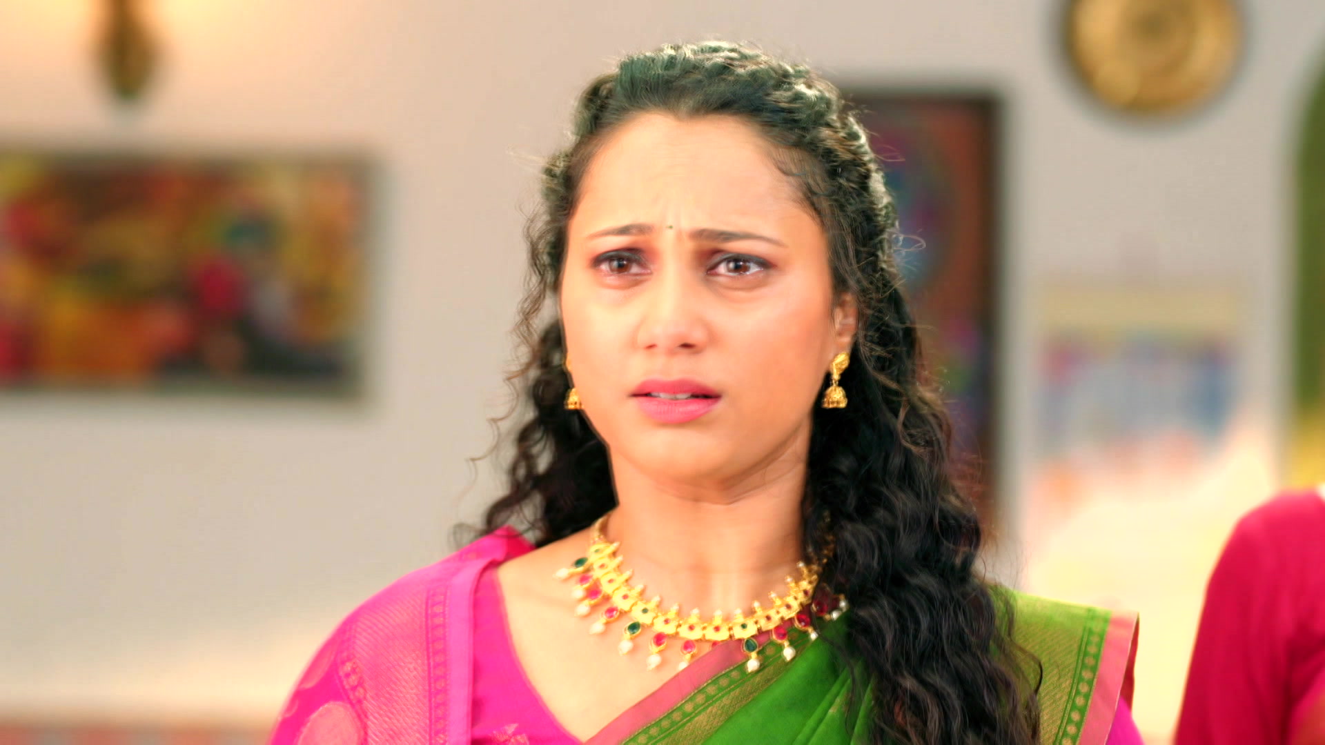 Watch Pathrakhin S1 Episode 5 on JioHotstar