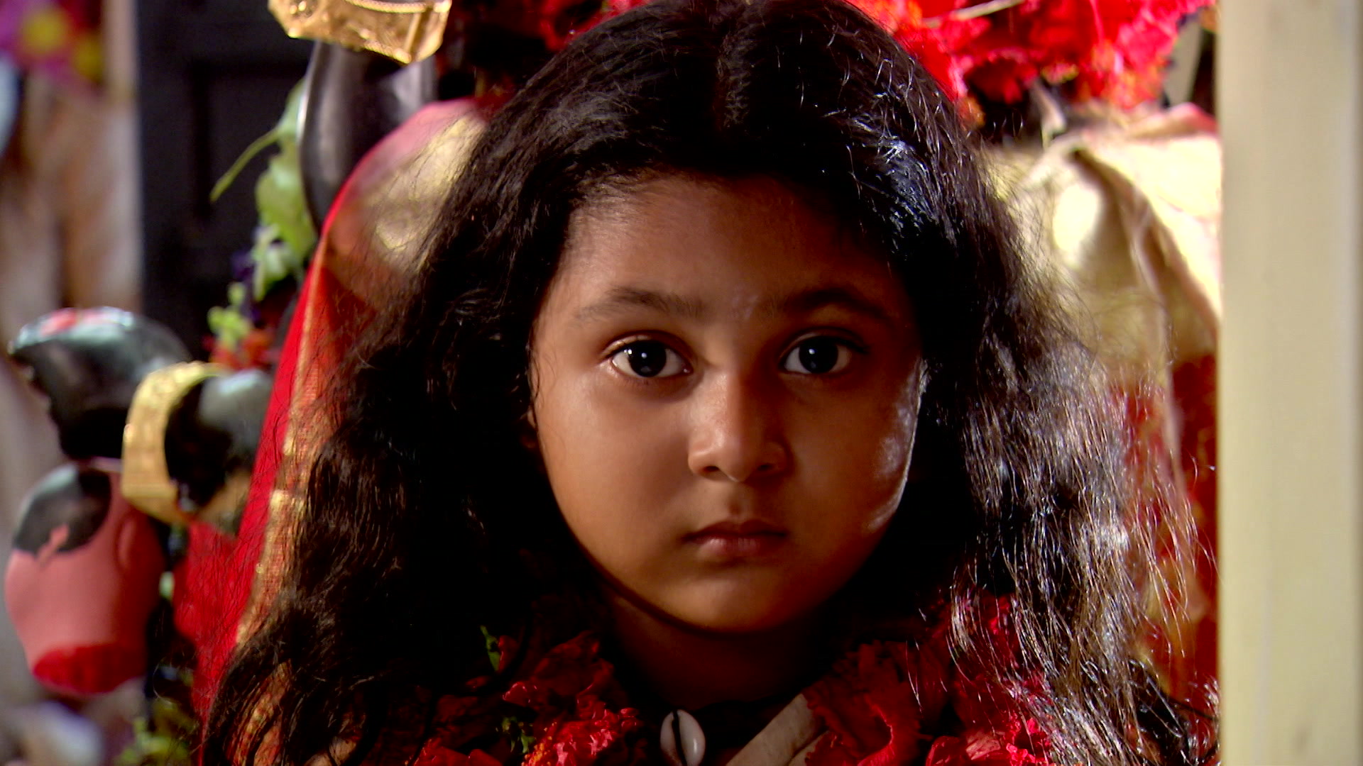 Watch Nishir Daak S1 Episode 6 on JioHotstar