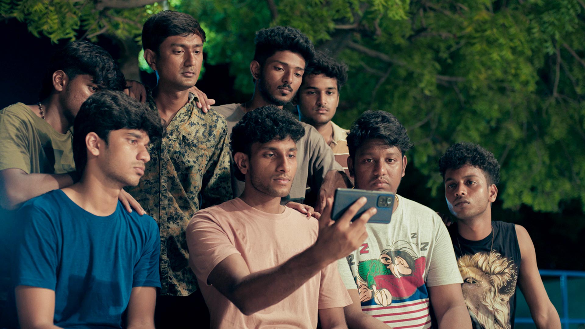 Watch Nadu Center S1 Episode 17 on JioHotstar