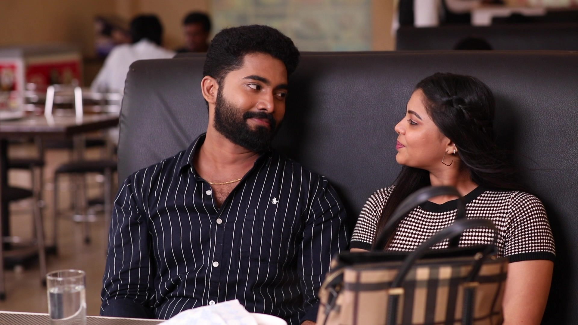 Stream Ravi, Shruthi's Bonding Season 3 Episode 179 – Ravi, Shruthi's ...